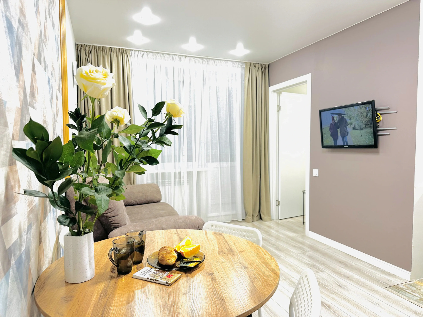 Квартира с дизайнерским ремонтом рядом с ИРНИТу