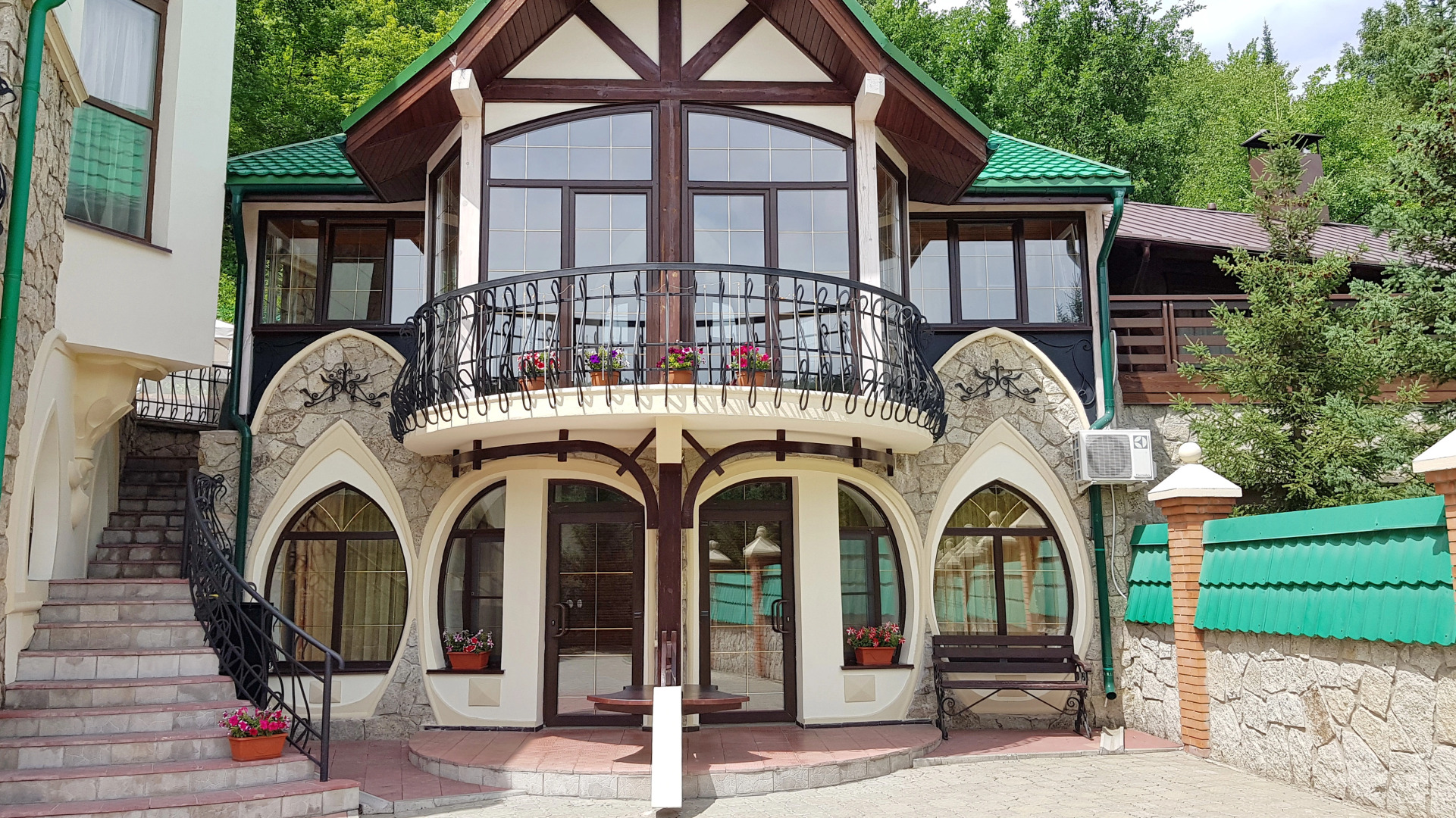 Отель Беркут