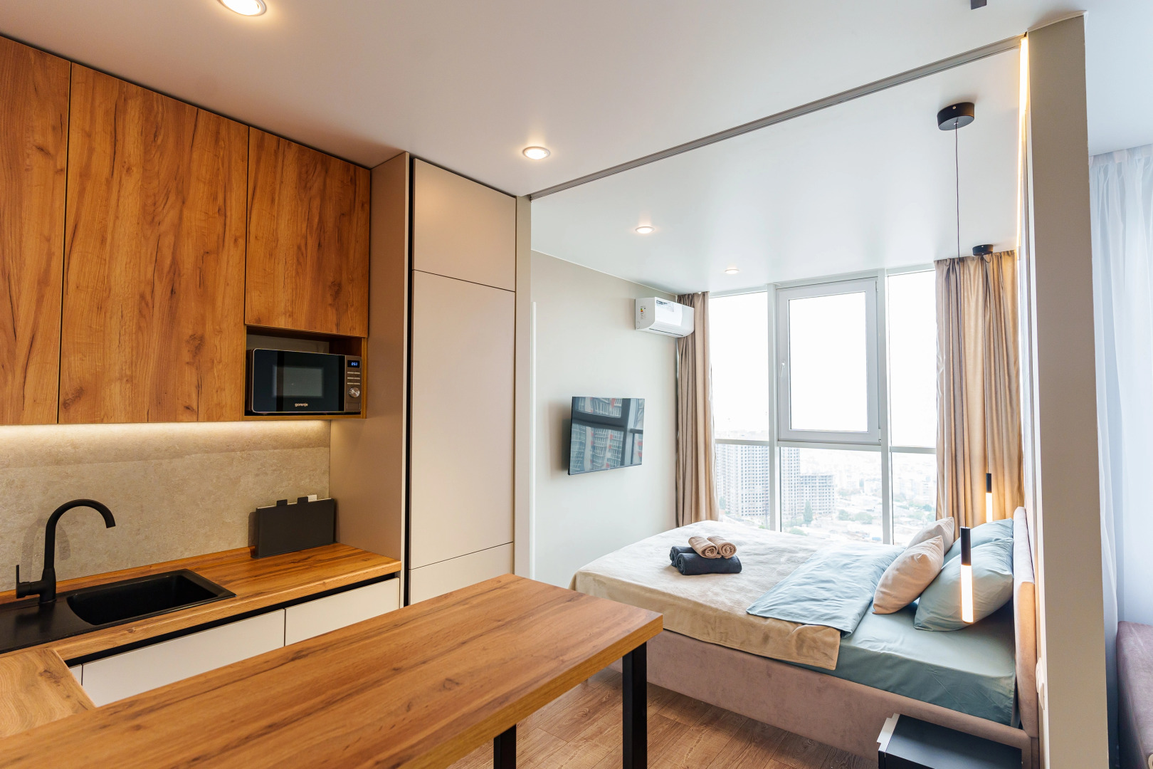 Апартаменты на Мысхакском шоссе с панорамным видом 1