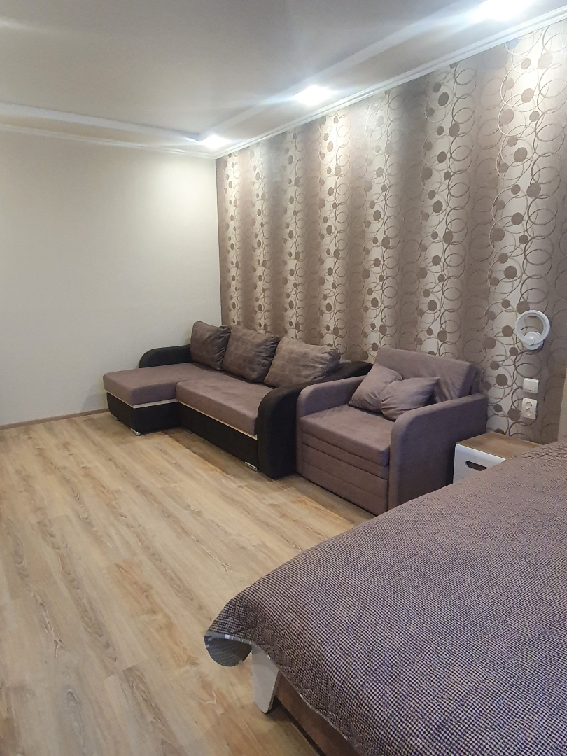 Апартаменты на 60 лет Октября 8