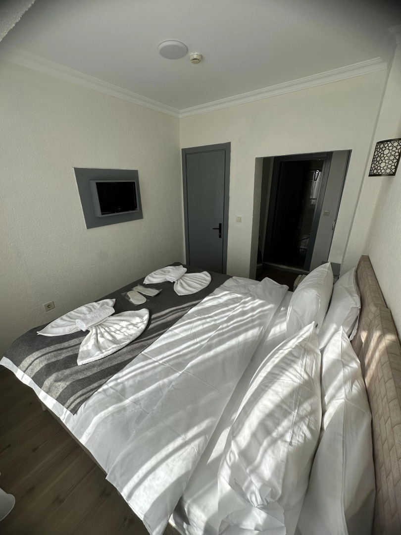 Big Orange Hotel
