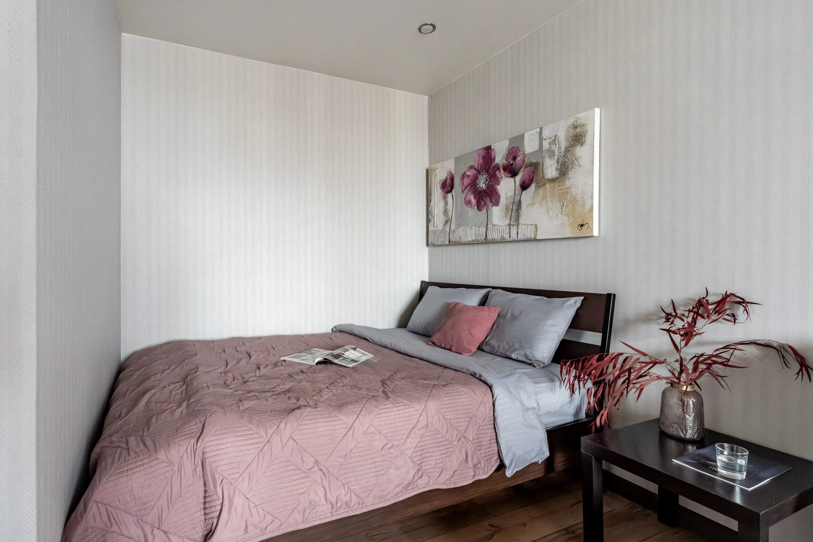 Квартира Sunrise у метро Satin home