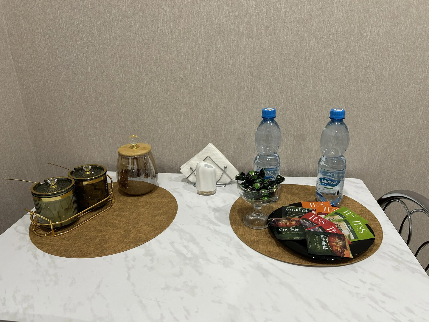 Апартаменты на Острове Канта у Биржевого сквера (самый центр города)