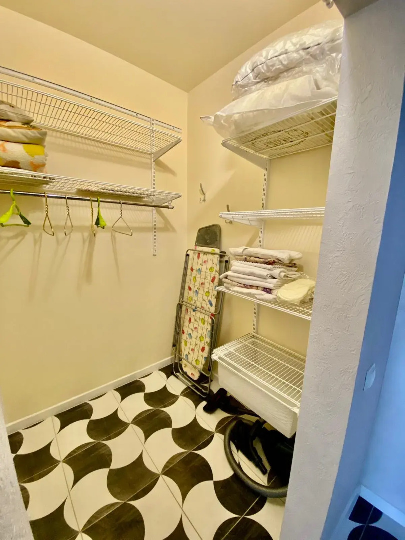 Апартаменты Современная Квартира Рядом с Верхним Озером