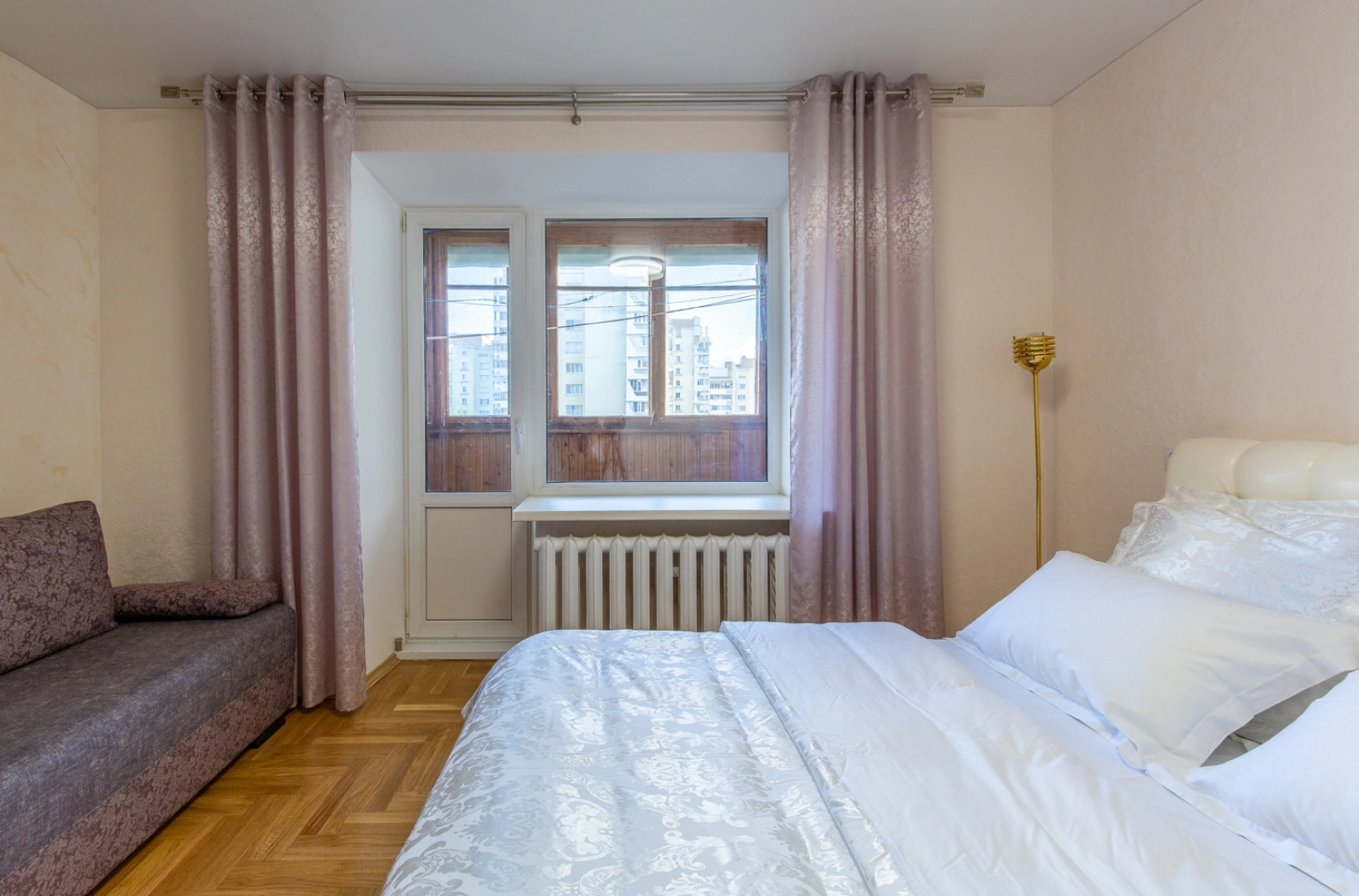 Апартаменты Трехкомнатные "Ладгорна" на Победителей