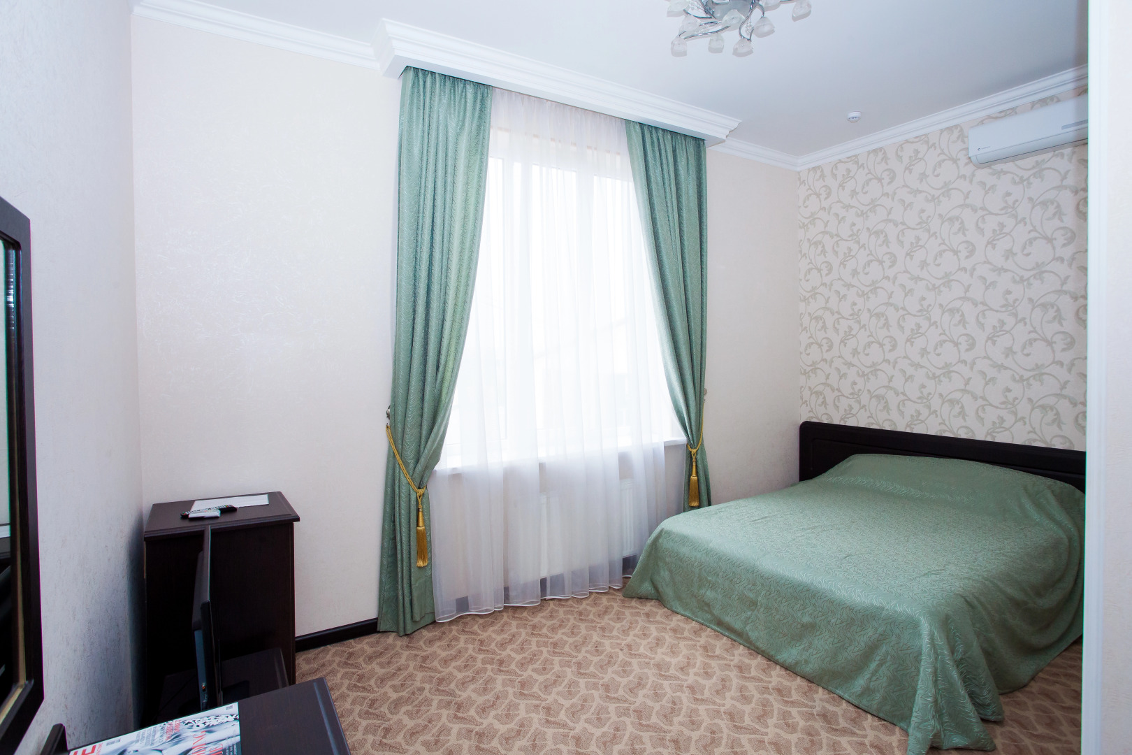 Отель Свит Холл