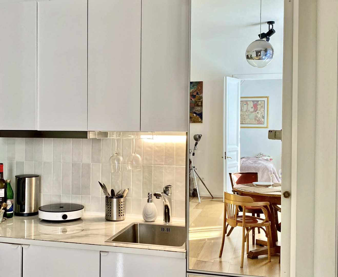 Квартира Art Tolstoy House