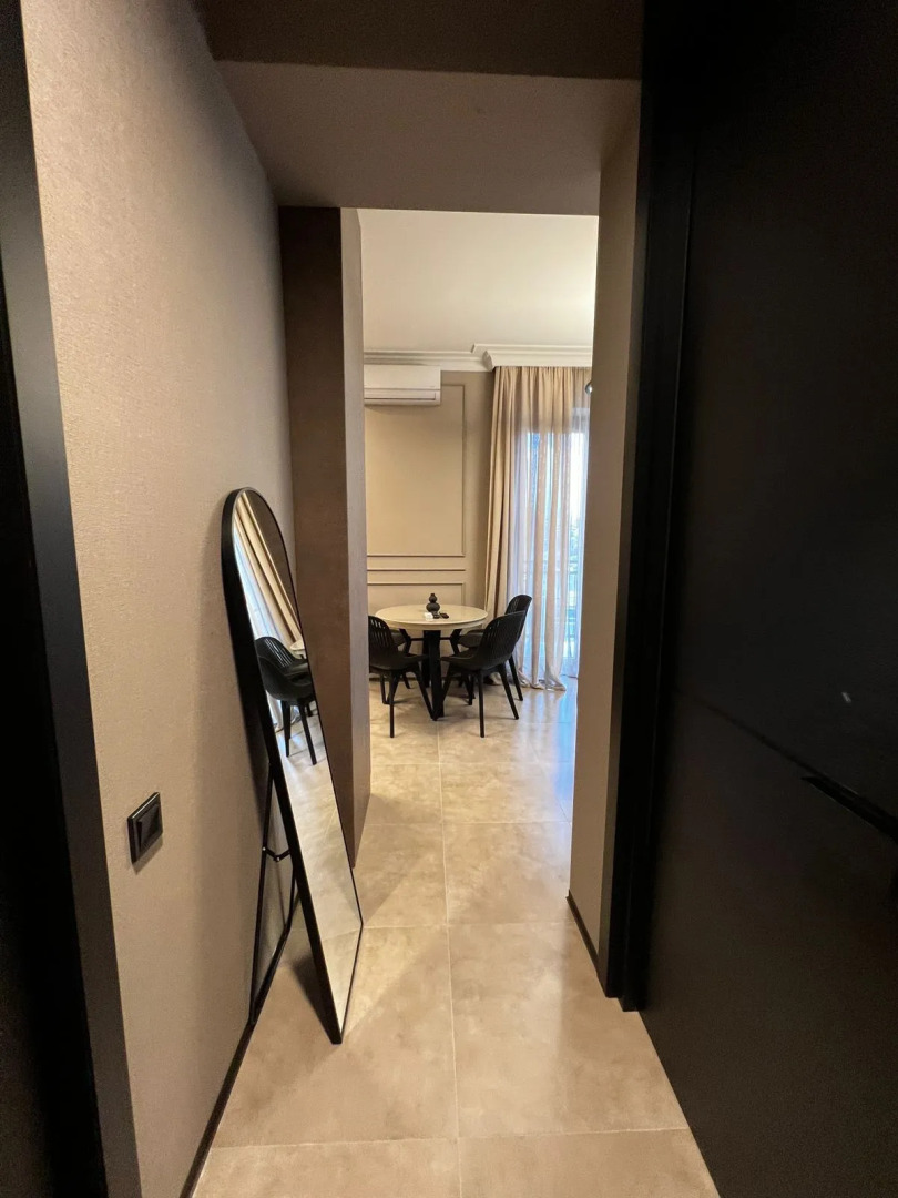 Apartments Leitmotif