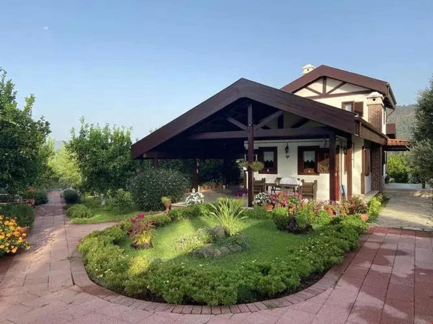 Mandarin Guesthouse - Adult Only