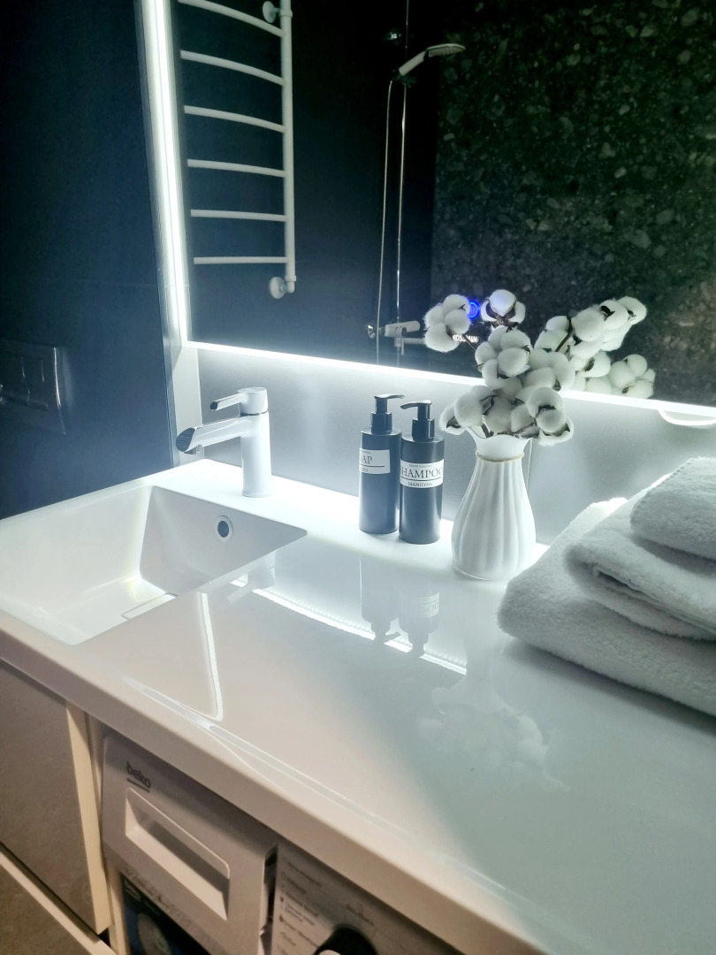 Апартаменты с дизайнерским ремонтом на пр. Октябрьский 30б