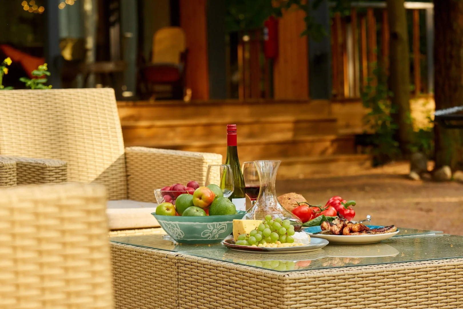 Частный дом Большая Репинская дача в лесу