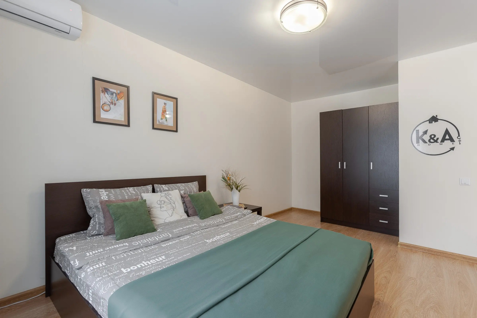 Апартаменты Стильная студия 5мин пешком до МЕГИ