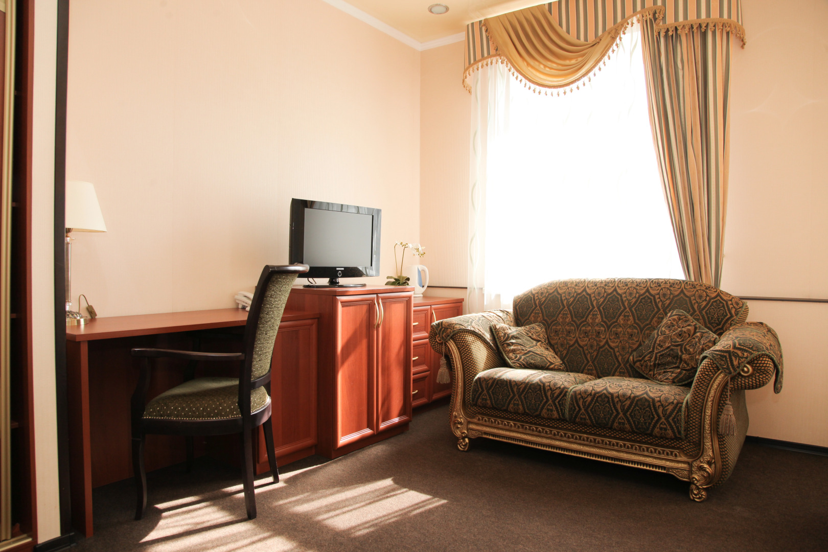 Отель Волга