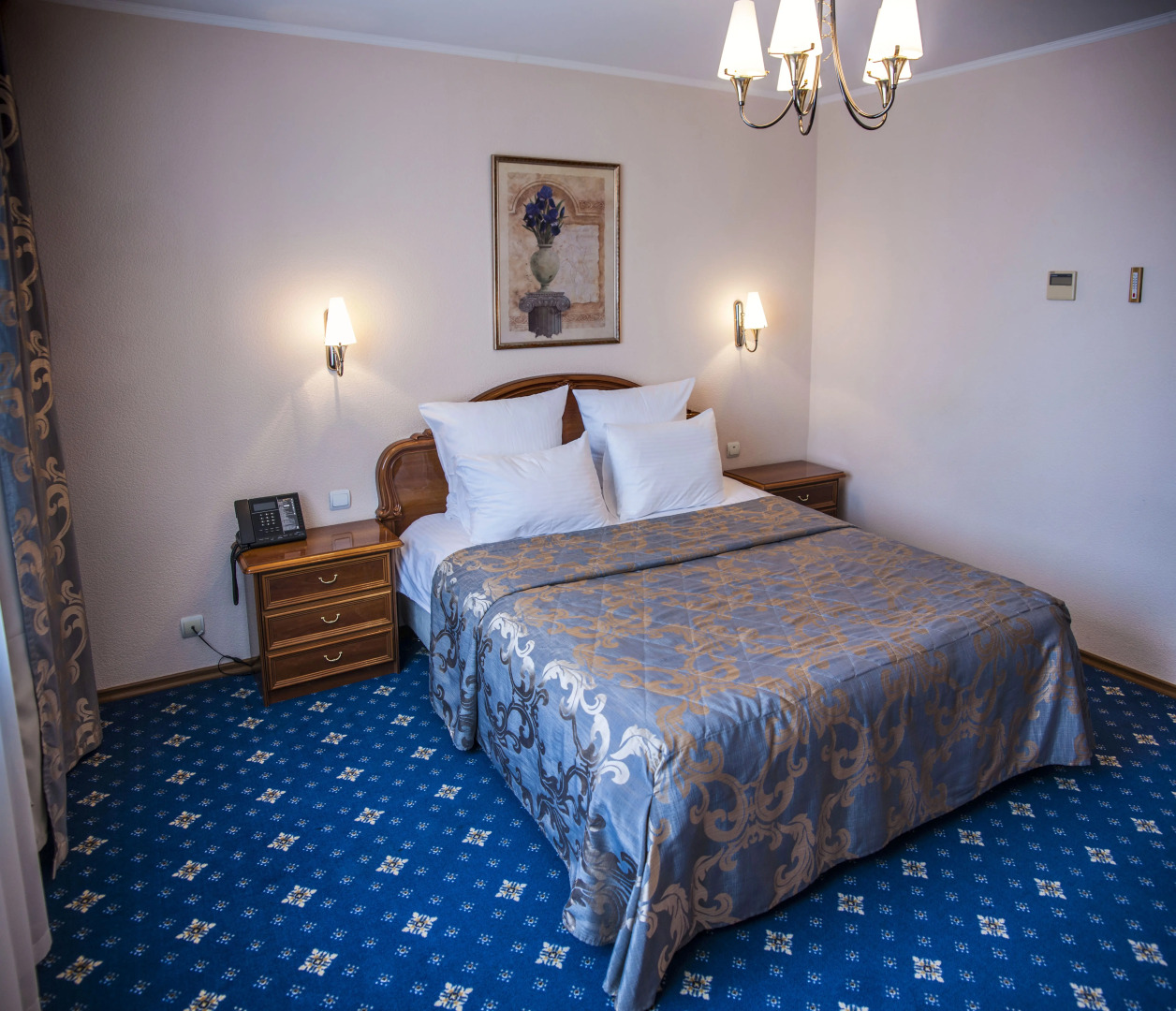 Отель Парус