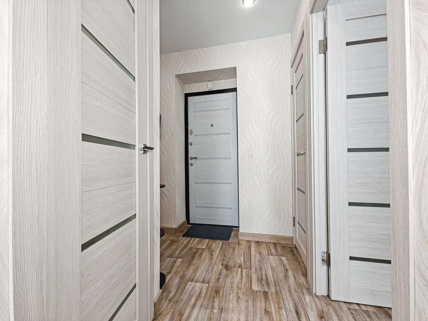 Апартаменты двухкомнатные Stepanenkov на Дуси Ковальчук 260/1