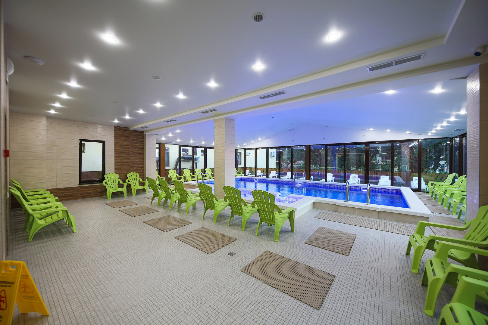 Отель Версаль