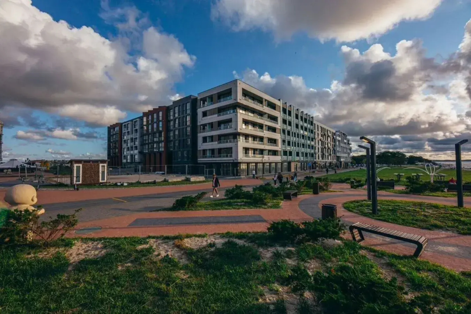 Апартаменты в ЖК Aтлантис на первoй линии Балтийcкогo пoбеpежья