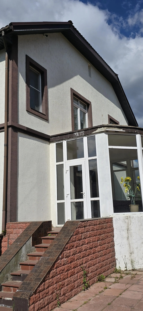 Частный дом уютный