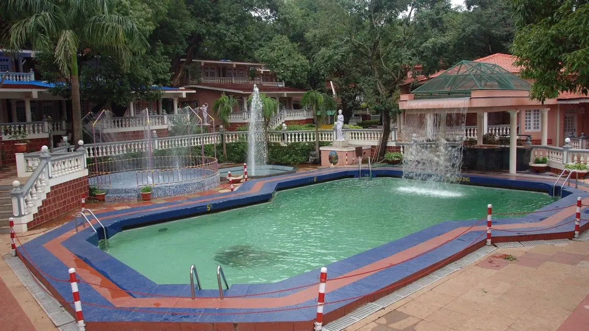 Отель The Byke Heritage Pure Veg