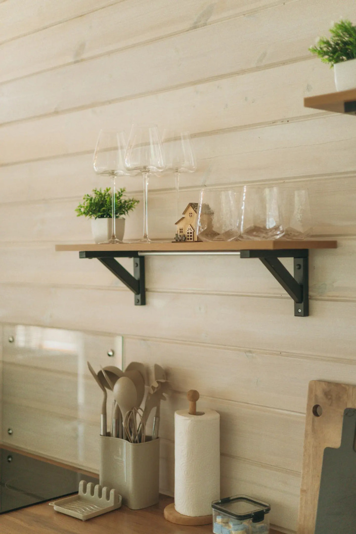 Частный дом с баней и чаном у воды и леса