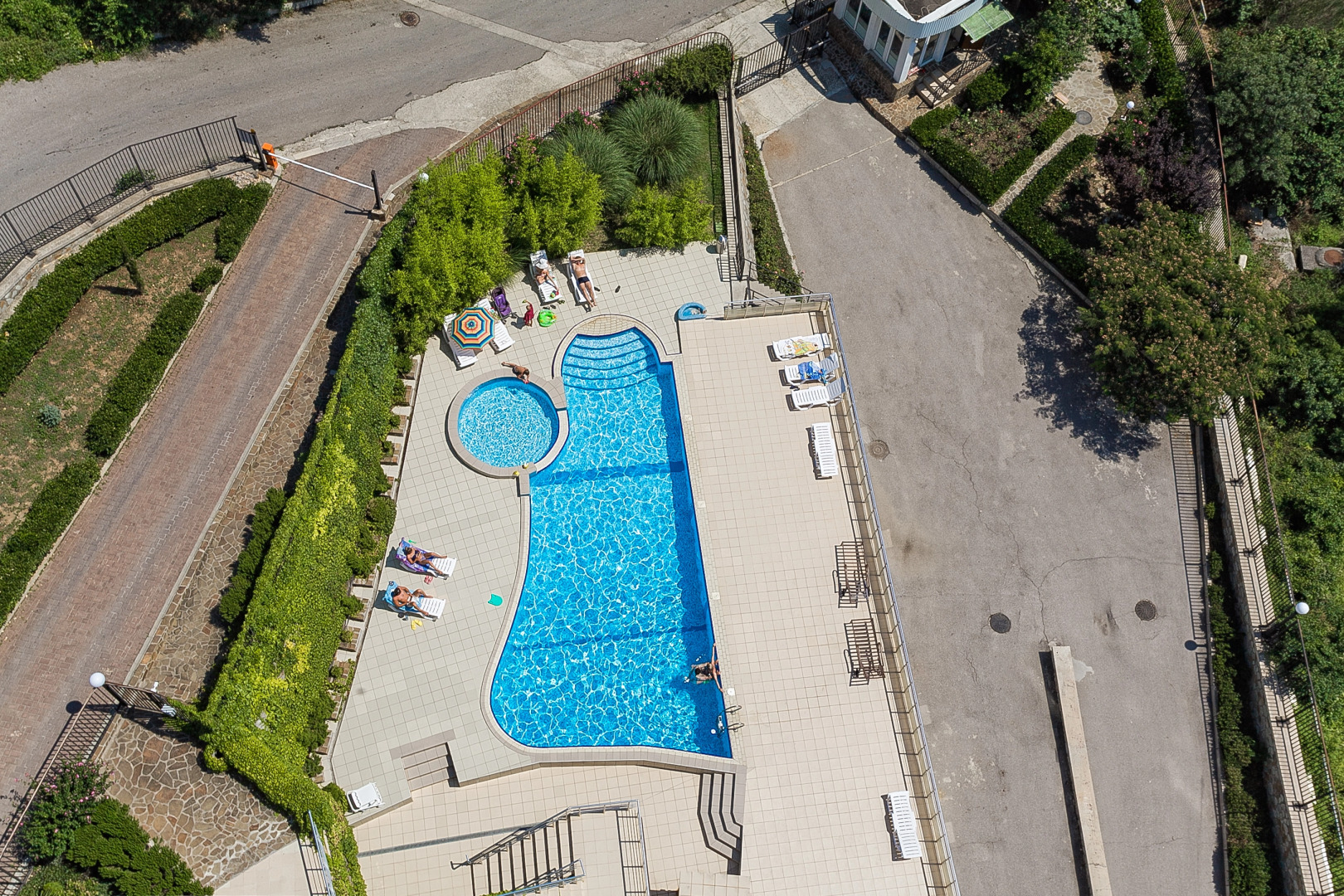 Гостевой Дом Белый Дом в Гурзуфе на Строителей