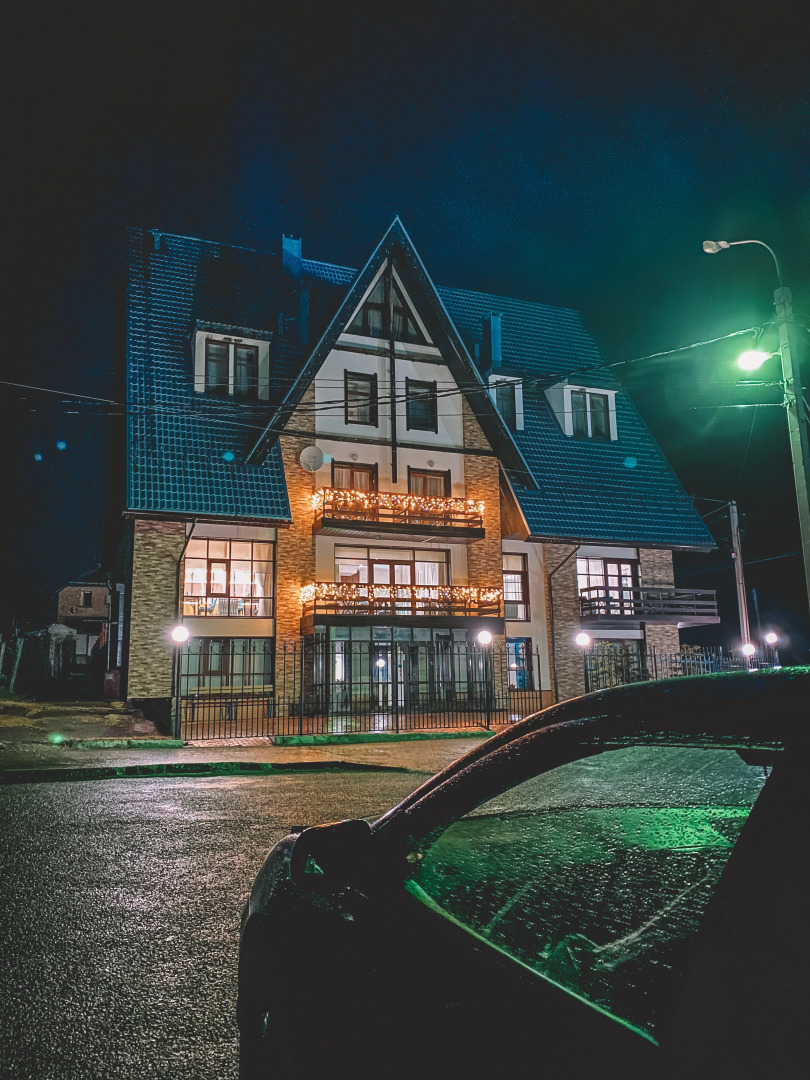 Отель Никола