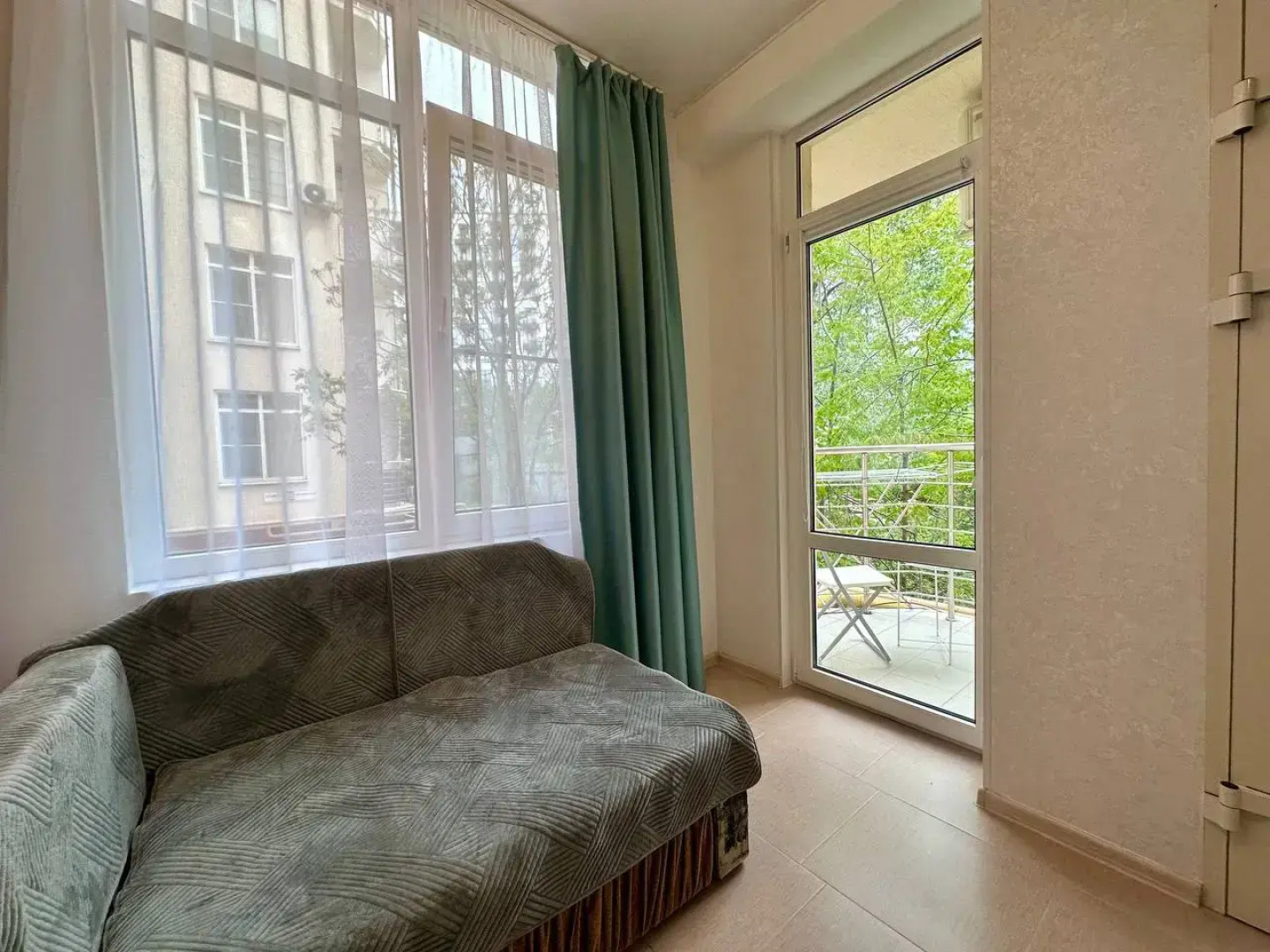 Квартира для семьи 200 метров до моря