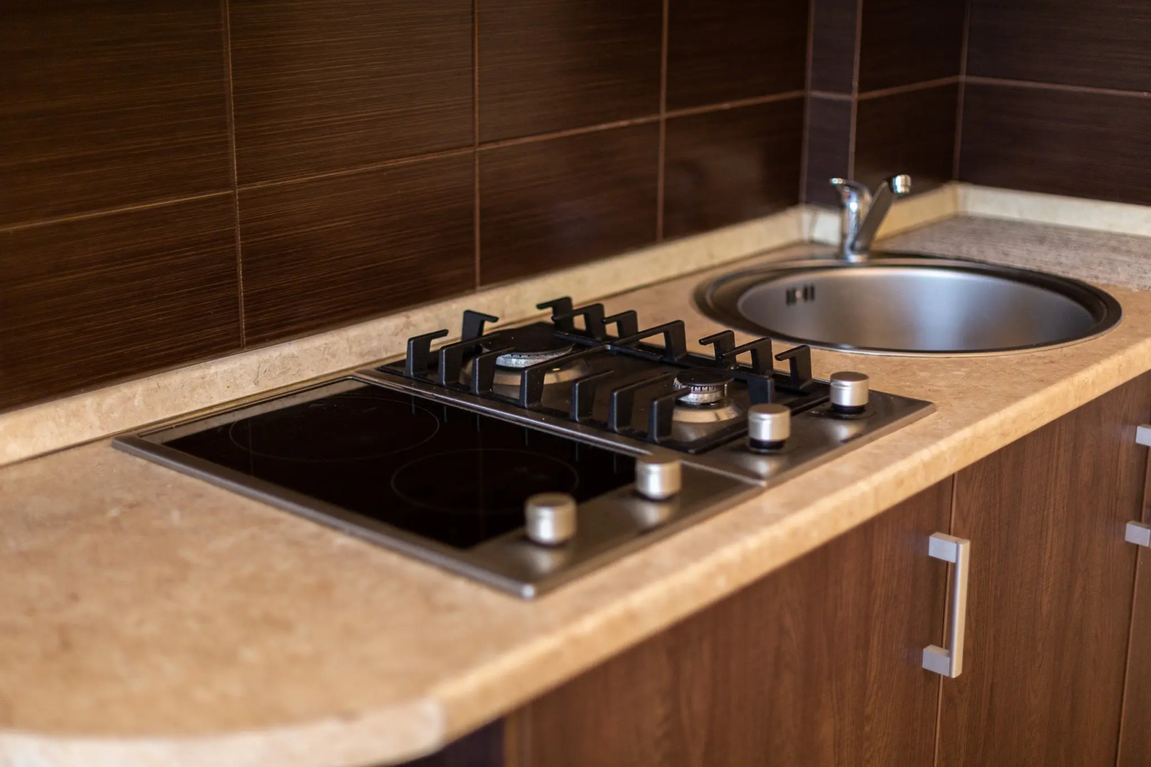 Квартира Номер в Отеле с Балконом Шикарным Видом на Горы