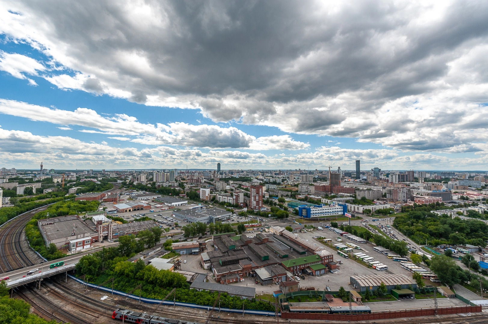 Квартира ApartHause с панорамным видом с 30 этажа