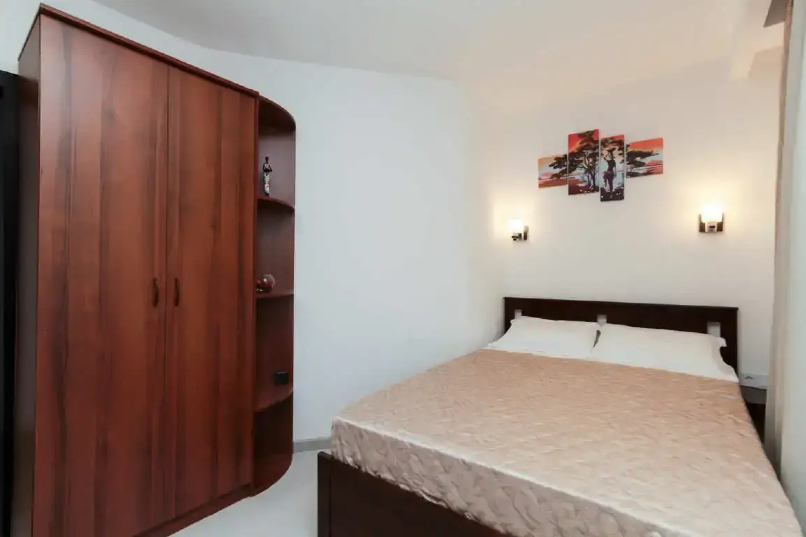 Апартаменты Домант Орджоникидзе 33 (1)