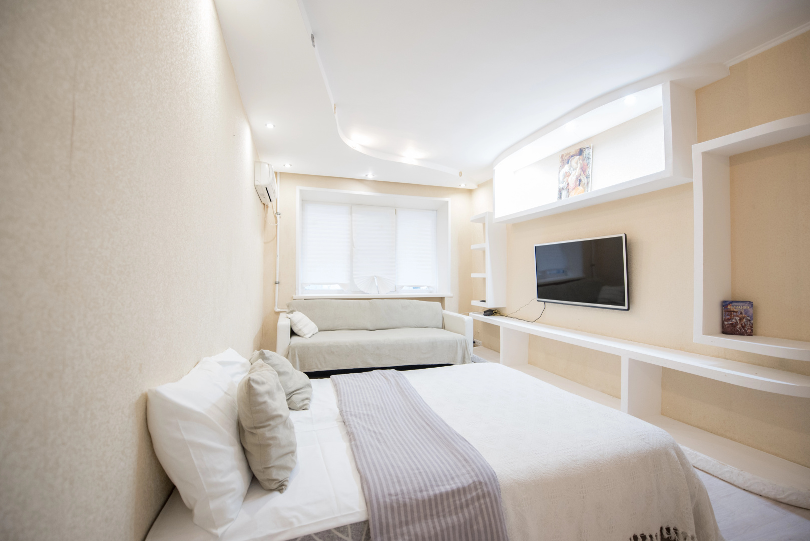 Апартаменты Smile Apartments Уютные в Центре