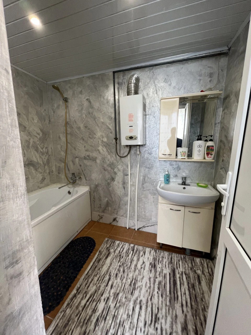 Domik v Derbente Lodging House