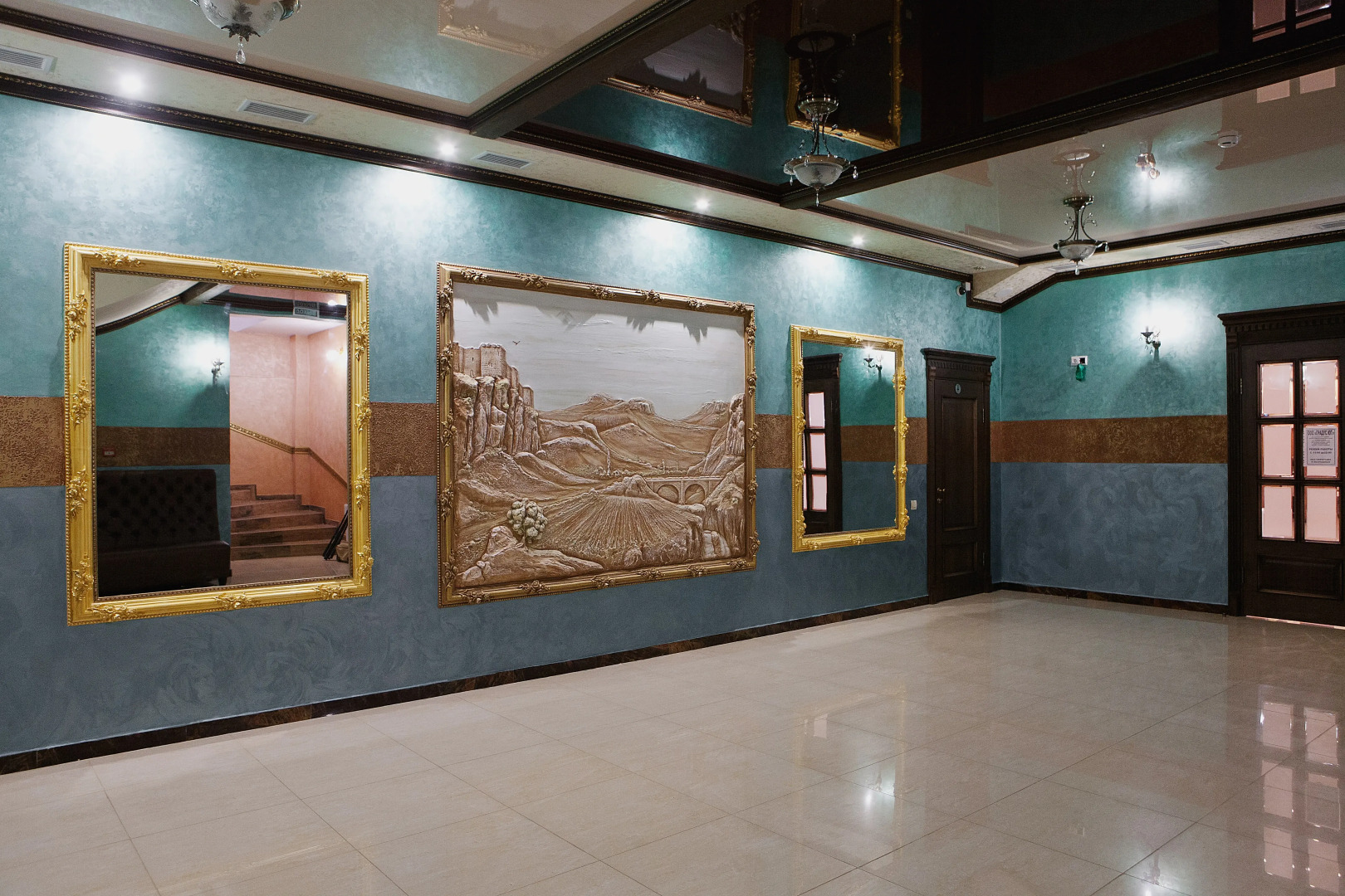 Отель Гранд Лион