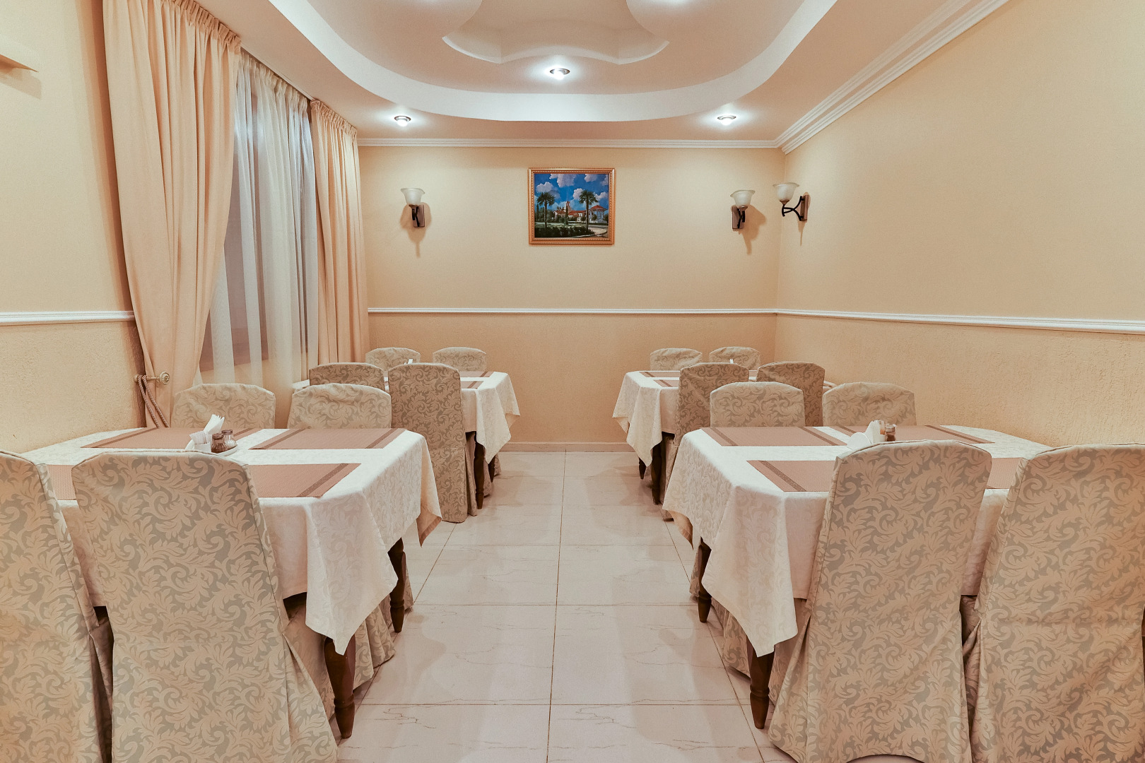 Отель Империя