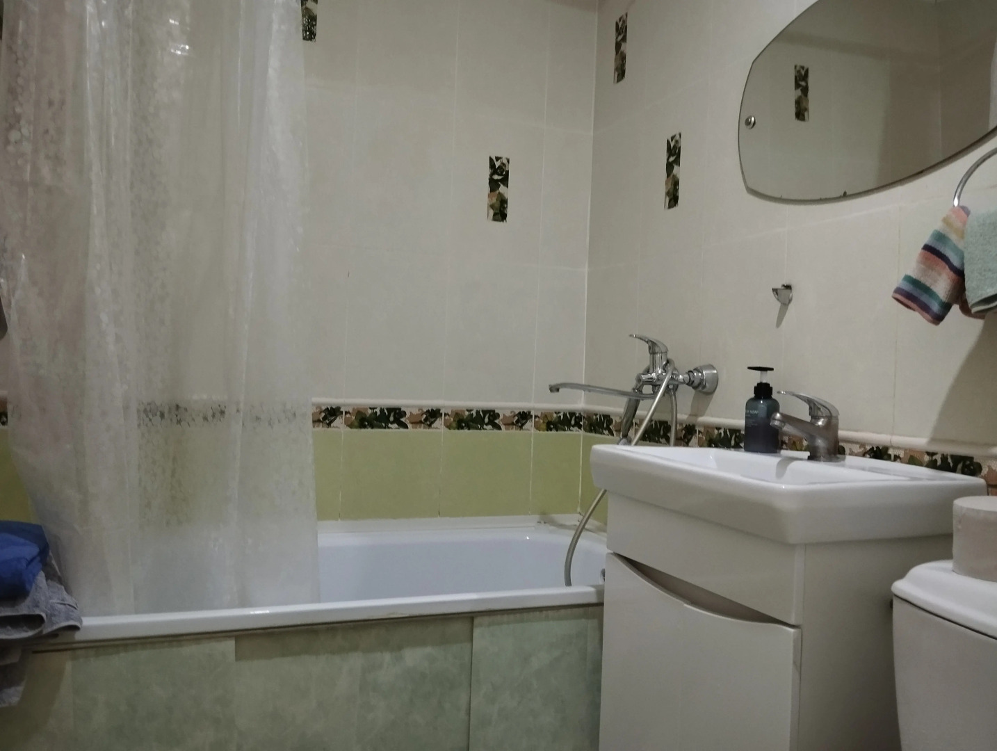 Квартира Двухкомнатная возле центра