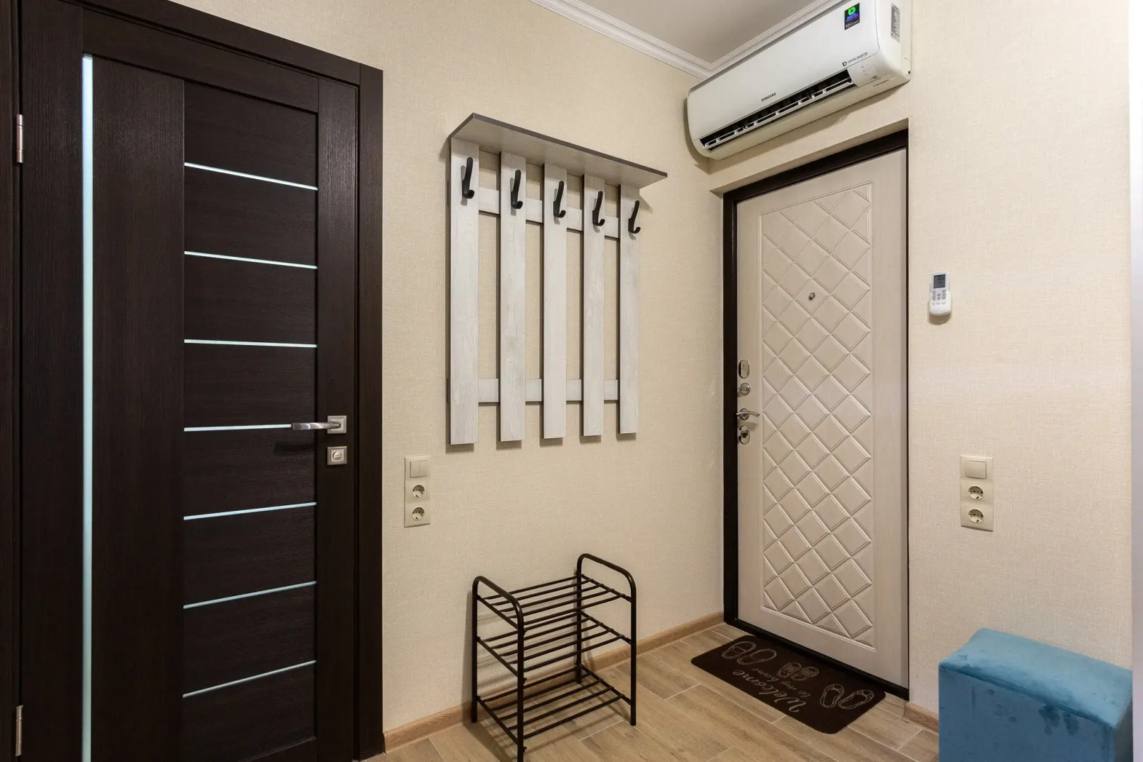 Апартаменты 2-комнатные в таунхаусе с гаражом в Кудепсте