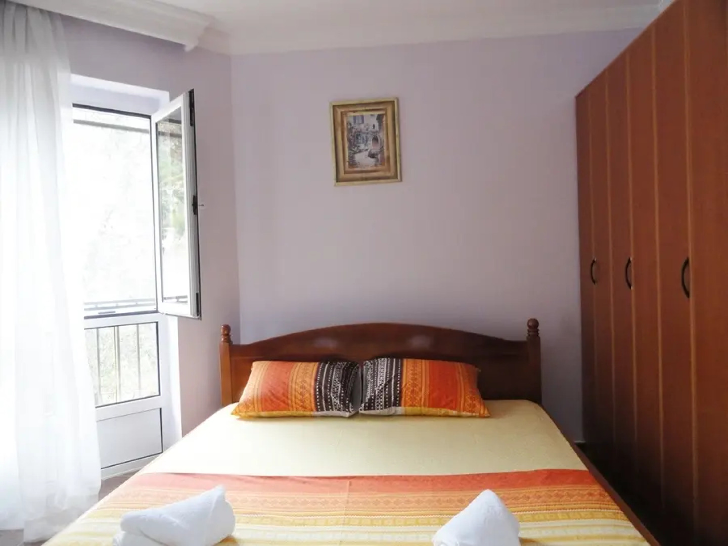 Вилла Petrovac с бассейном 6 спален