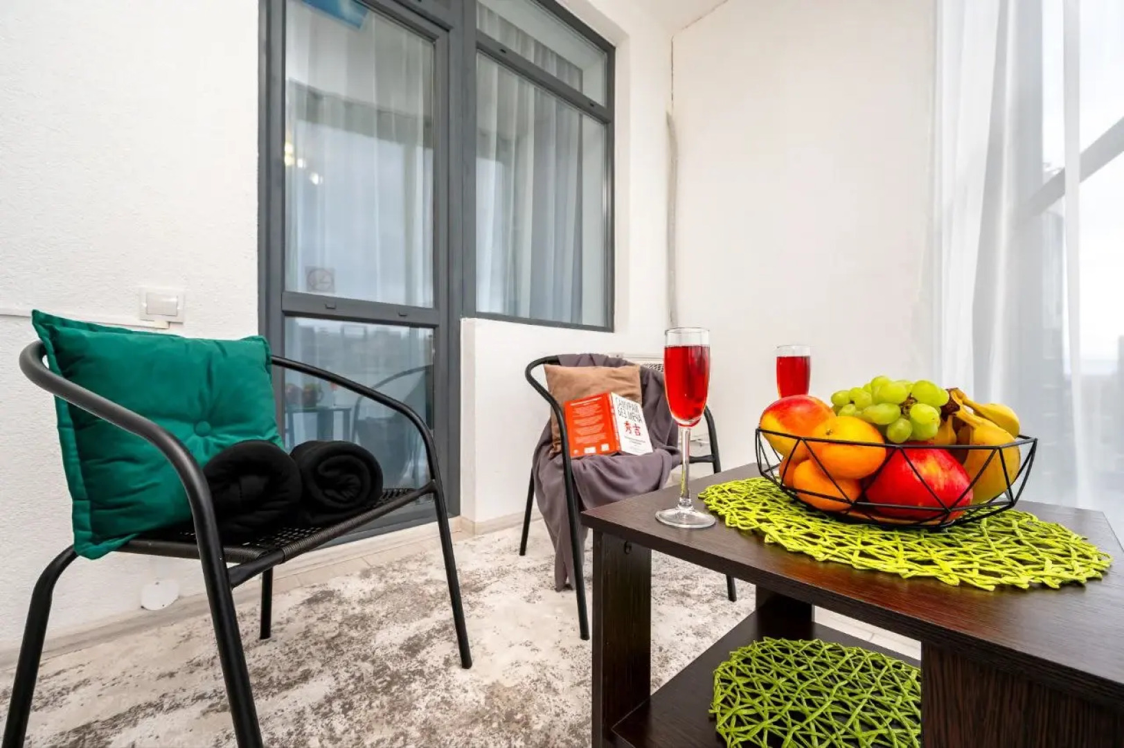 Апартаменты More