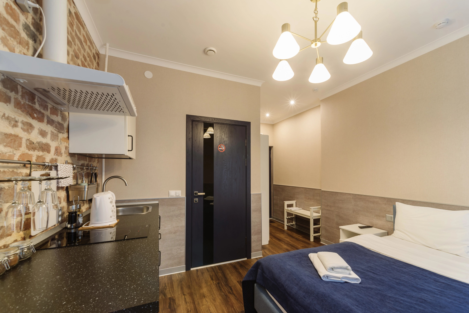 Меблированные комнаты на Елизарова