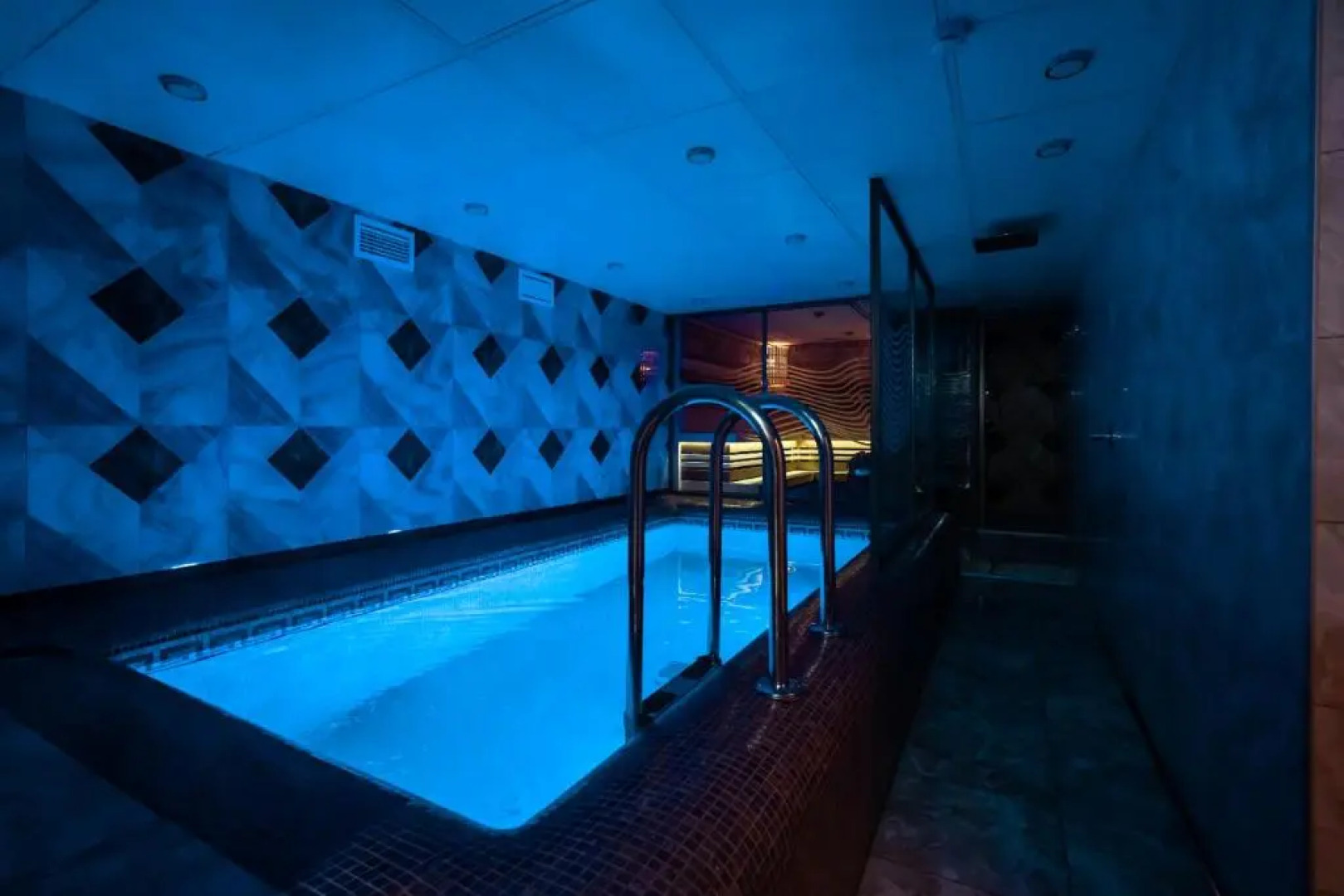 Отель Guest House 16/8