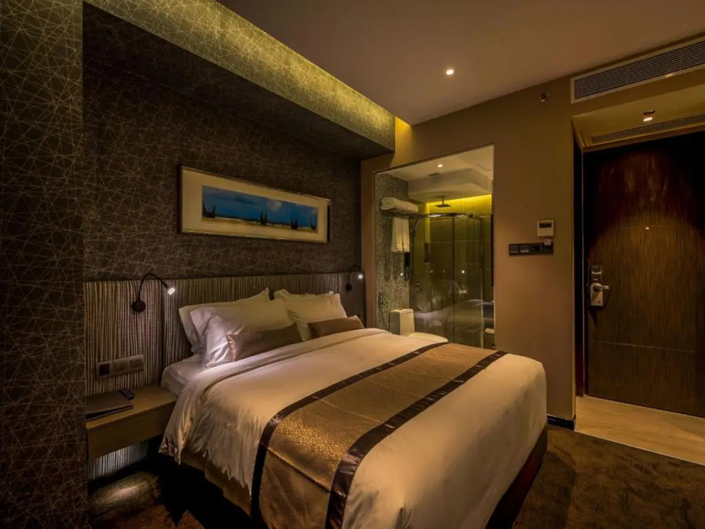 Отель Best Western Plus Maple Leaf