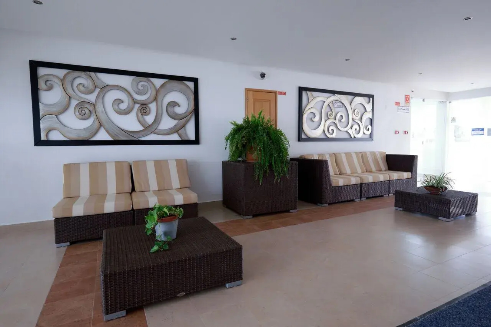 Апарт-Отель Grand Muthu Oura View Beach Club