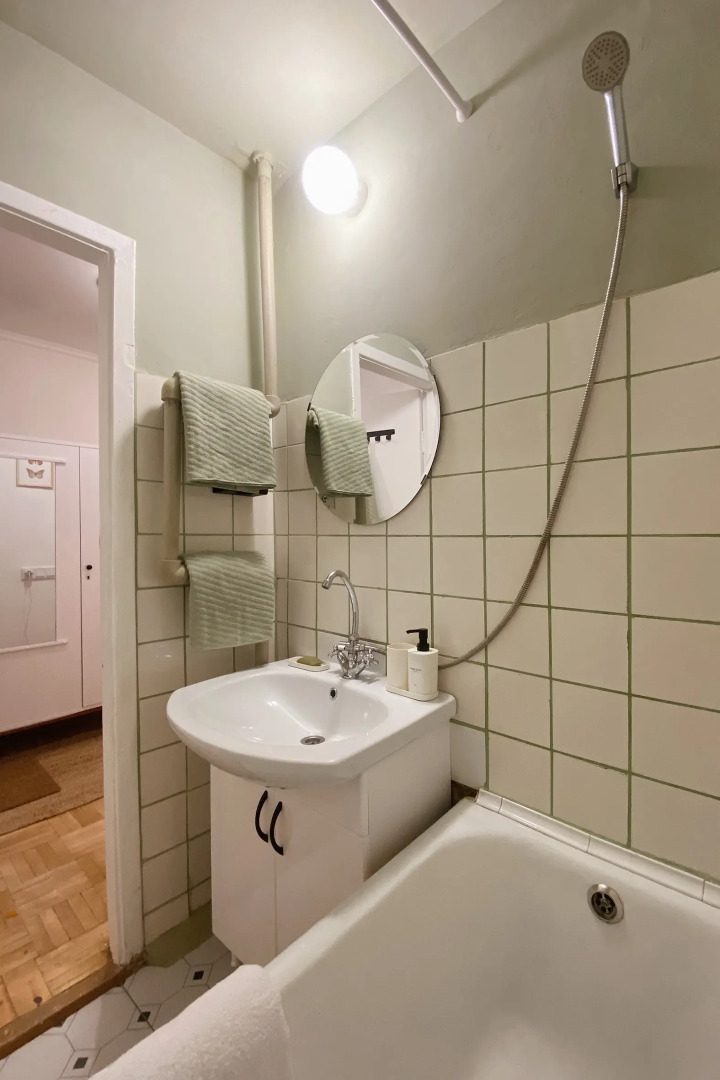 Квартира 1-к. Осенний блюз TYT-YЮT Autumn Blues