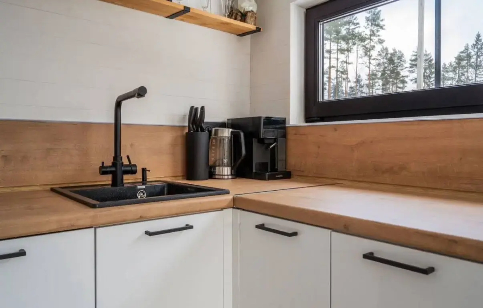 Частный дом Дом в сосновом лесу