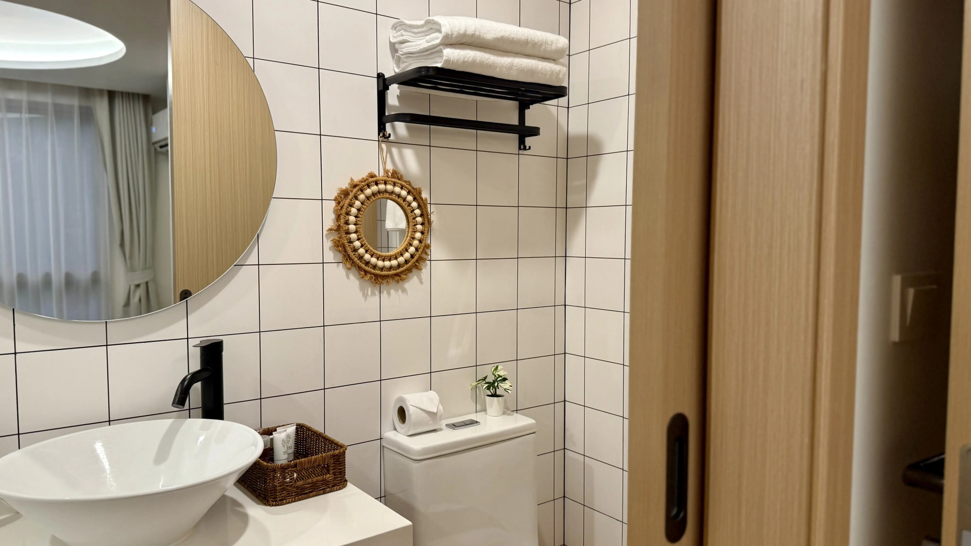 Квартира Новая с двумя спальнями  и бассейном  у моря пляж Камала