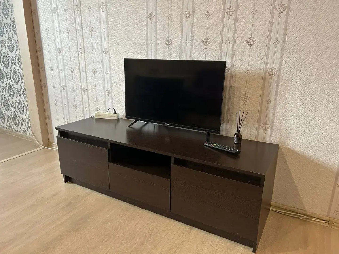 Квартира 1 комнатная на улице Геологоразведчиков 44А