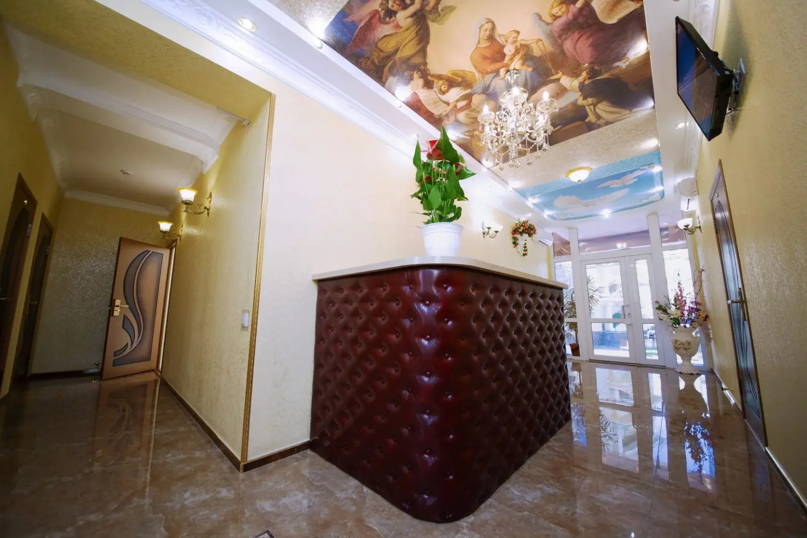 Отель Леонардо