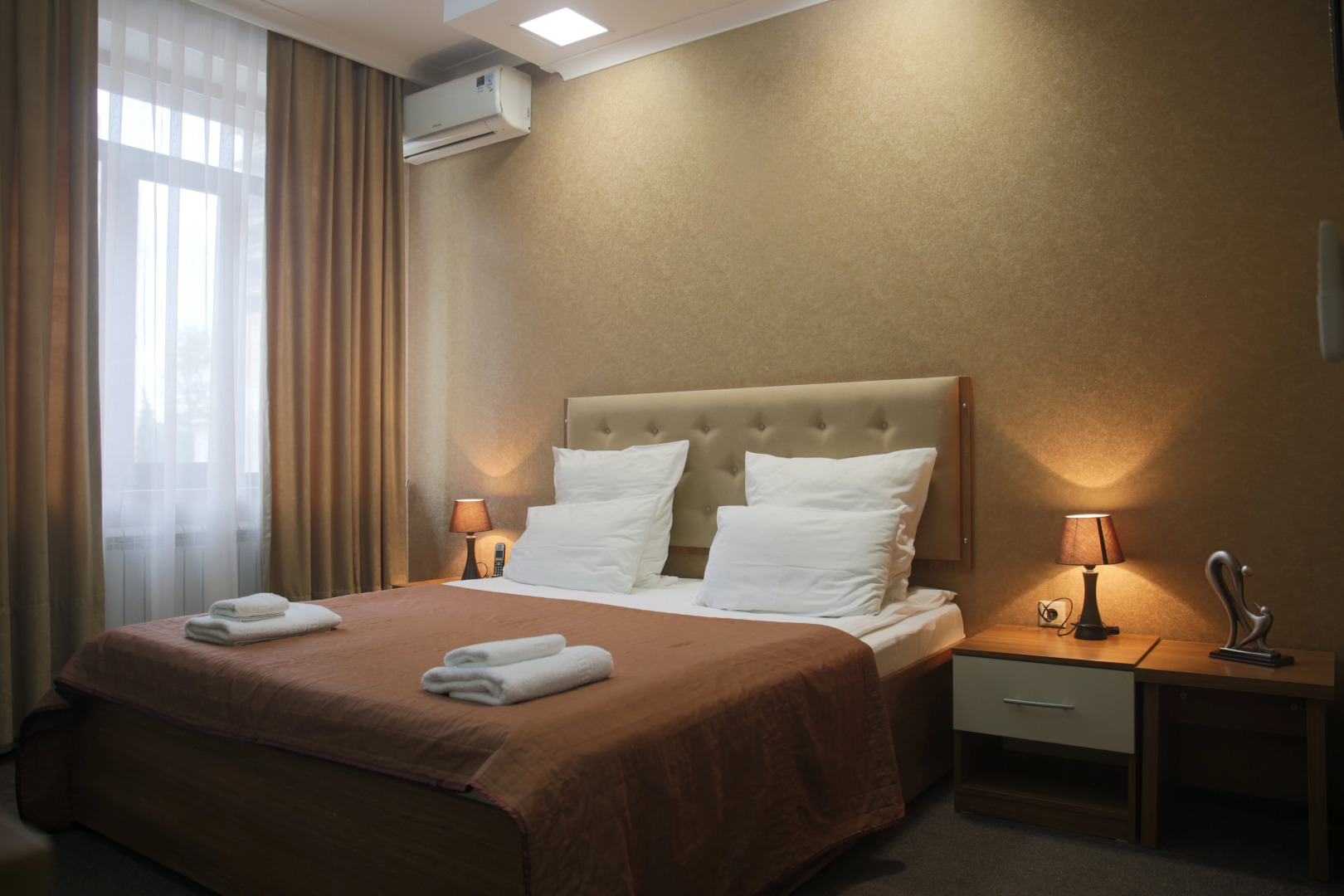 Отель Альва Донна