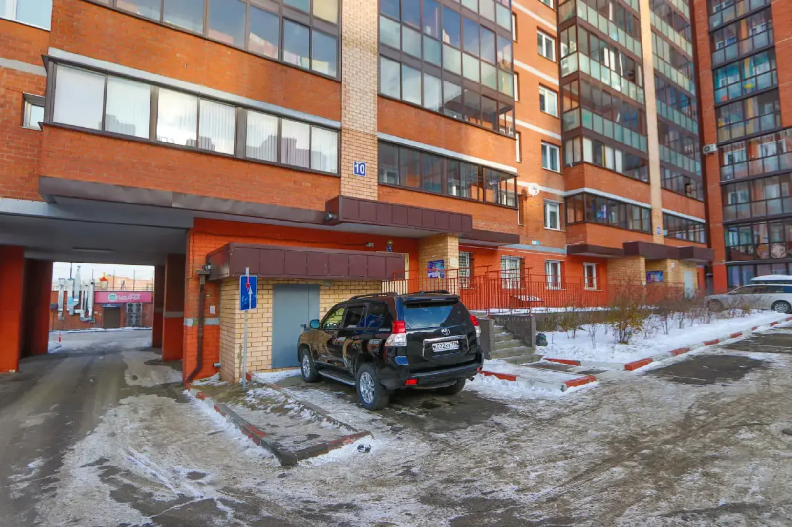 Квартира На Улице Юрия Тена 10