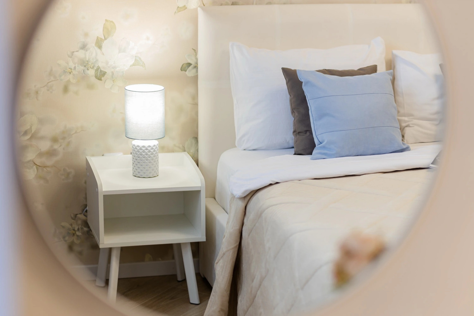 Апартаменты Pronina Aparts Kudrovo LIVE